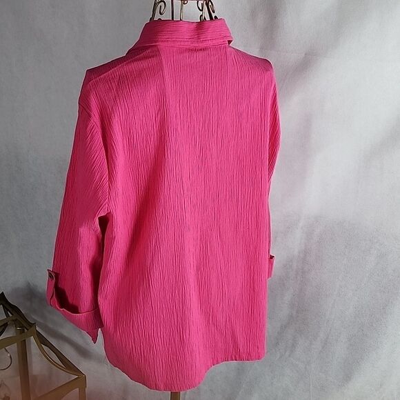 Textured Pink Barbie Core Button-down Shirt - Picture 4 of 11